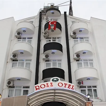 Rozz Hotel 1
